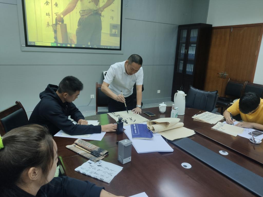 Bevictor伟德核心通道